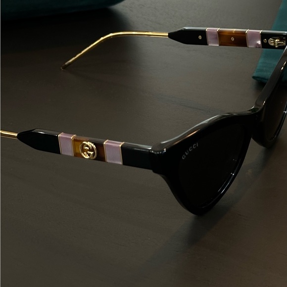 gucci cat eye sunglasses - Picture 3 of 6
